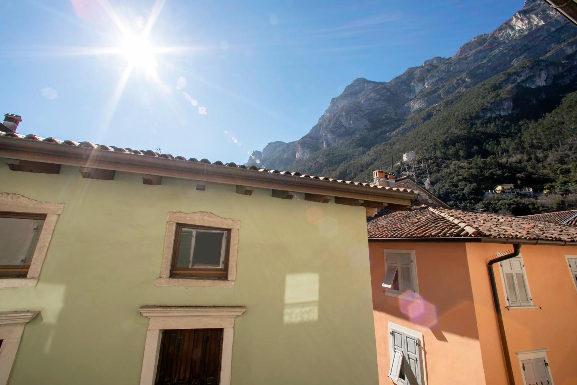 Nido Sui Tetti Di Riva Del Garda - Happy Rentals Exterior foto